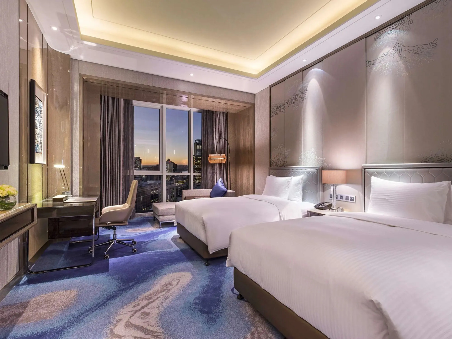 Pullman Yantai Center