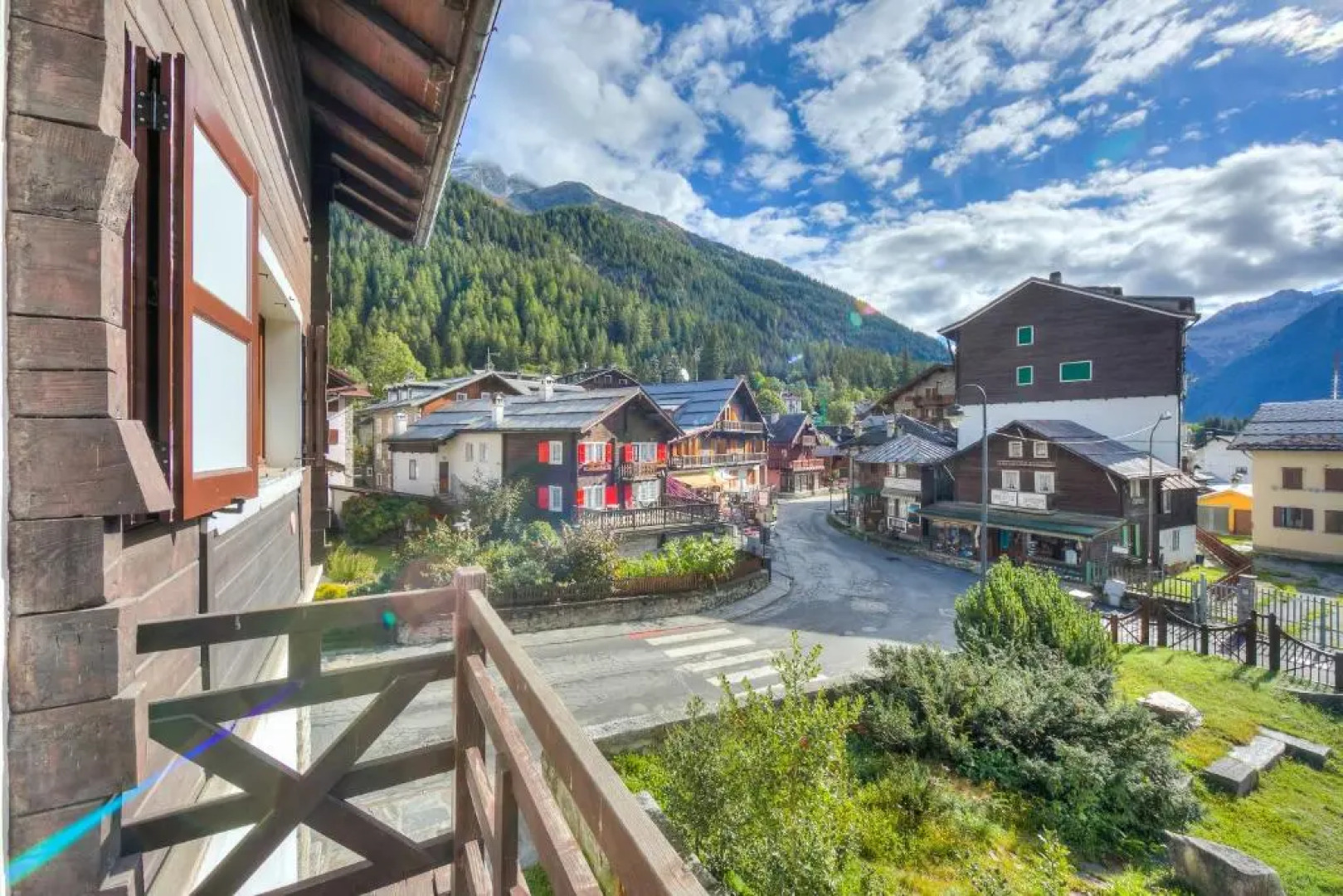 Monterosa Cozy Apartment 200m From Ski
