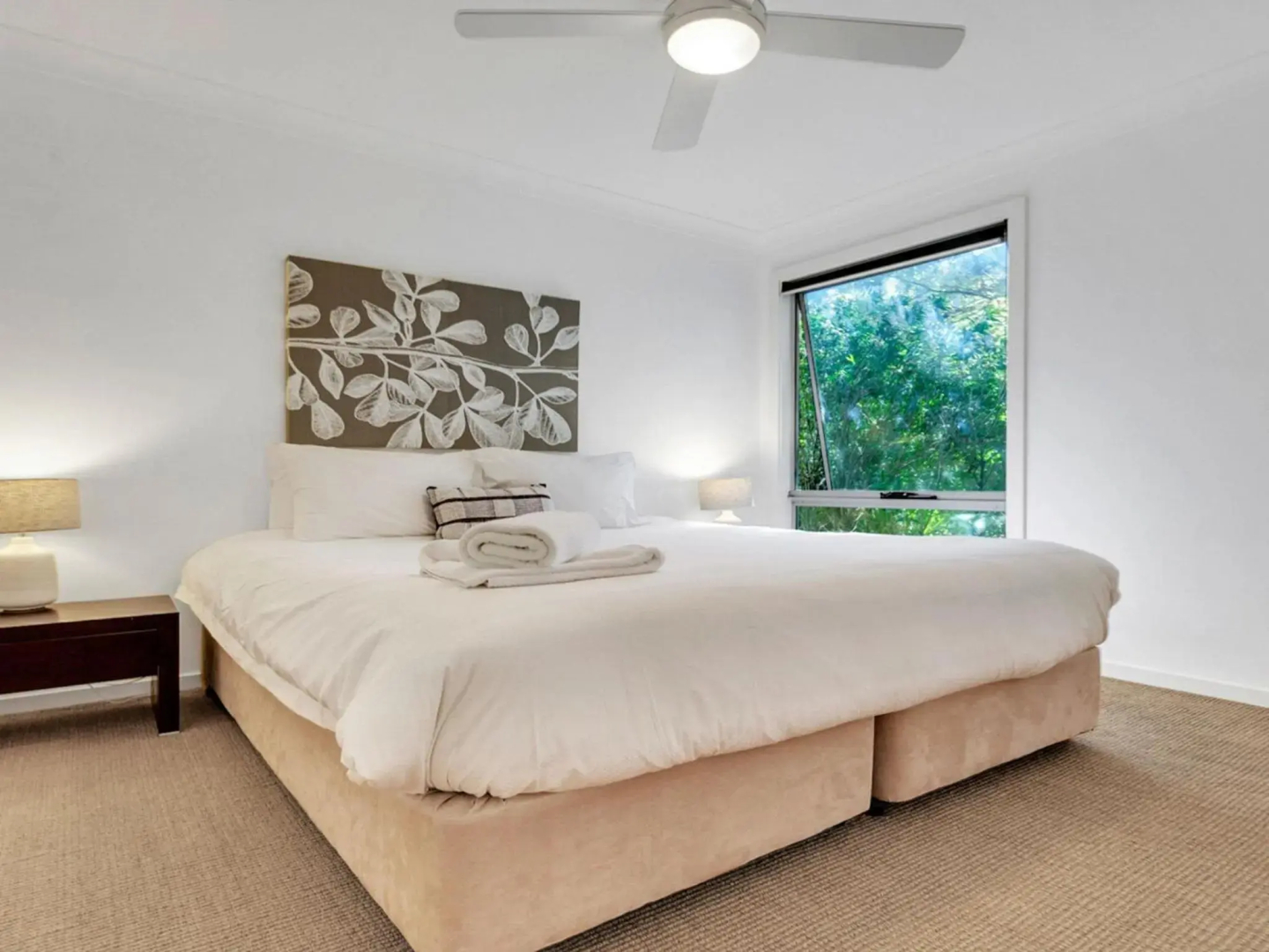 Sunshine Beach House-25 Metre Walk To The Beach