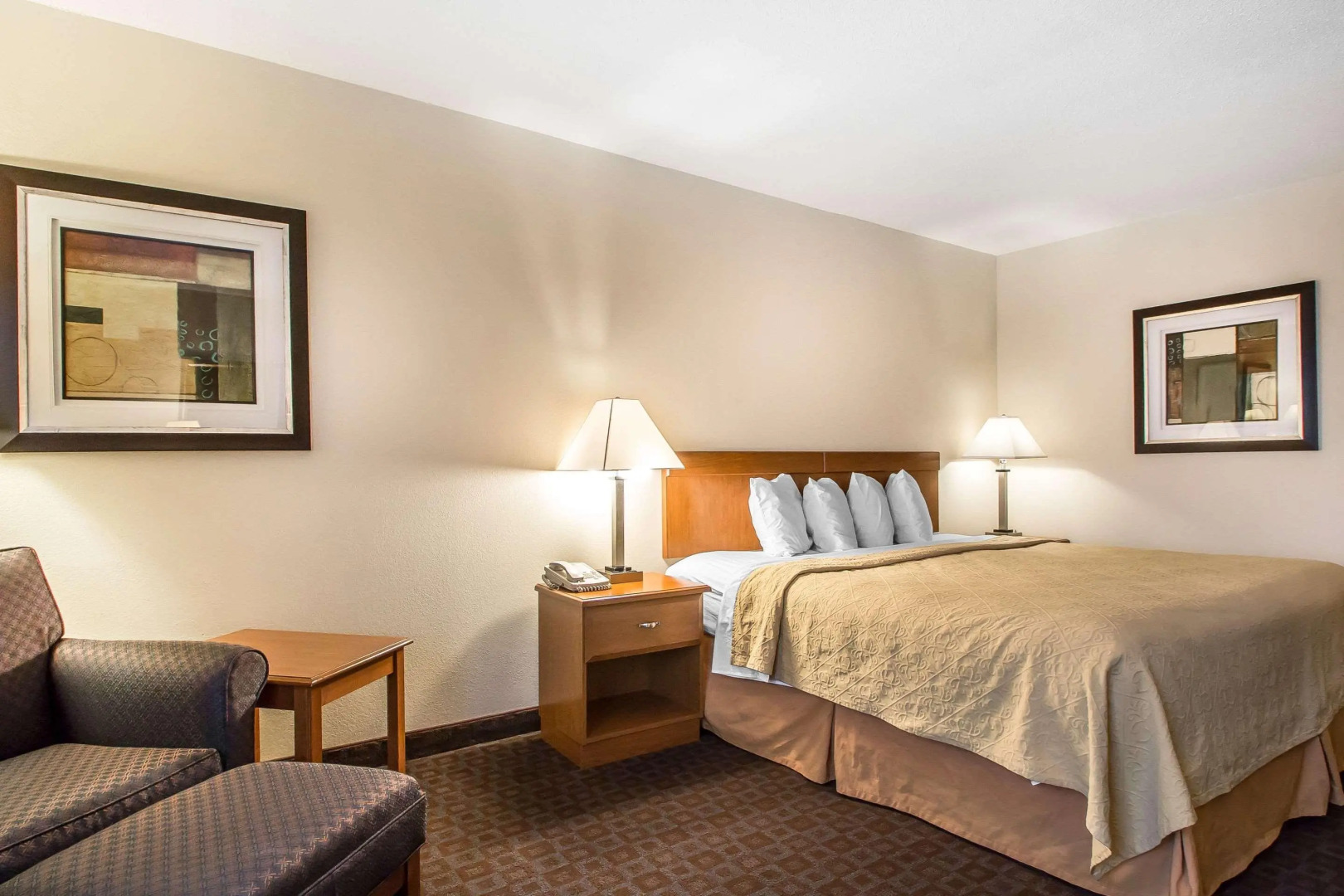 Quality Inn Morris I-80