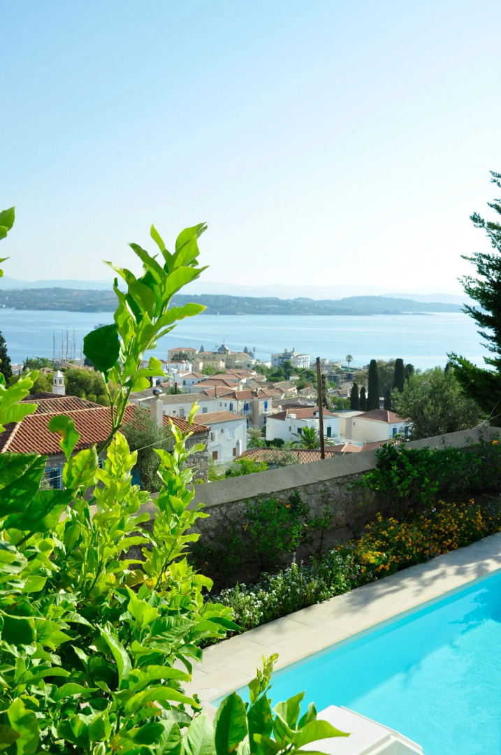 Spezzie Luxury Island Homes