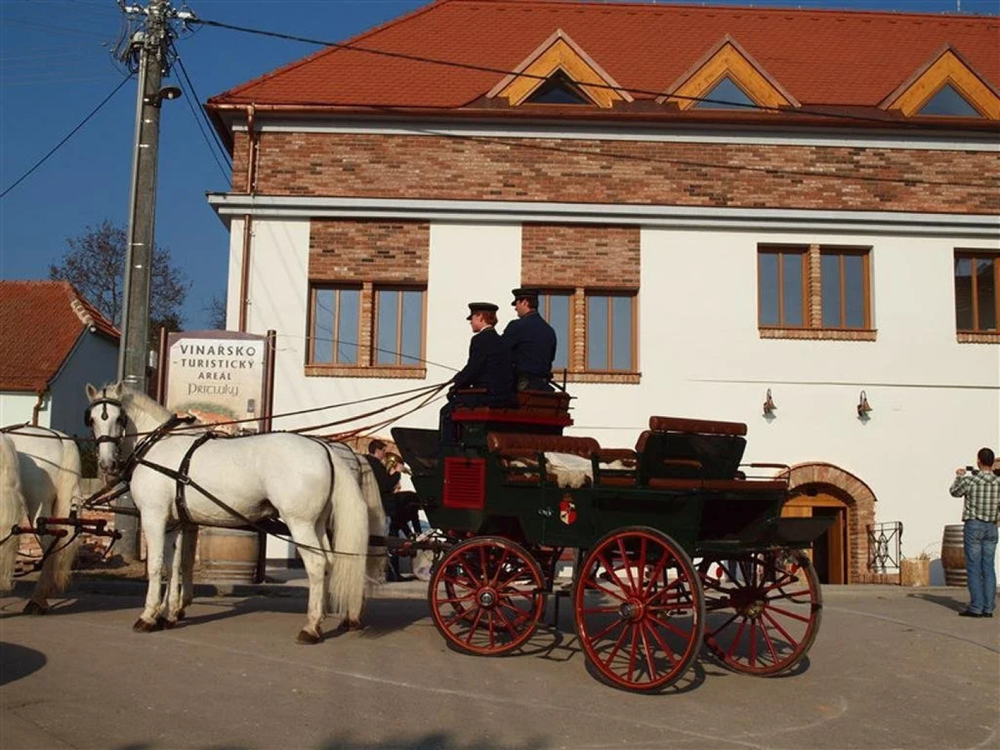 Penzion a Restaurace Vinařství Přítluky