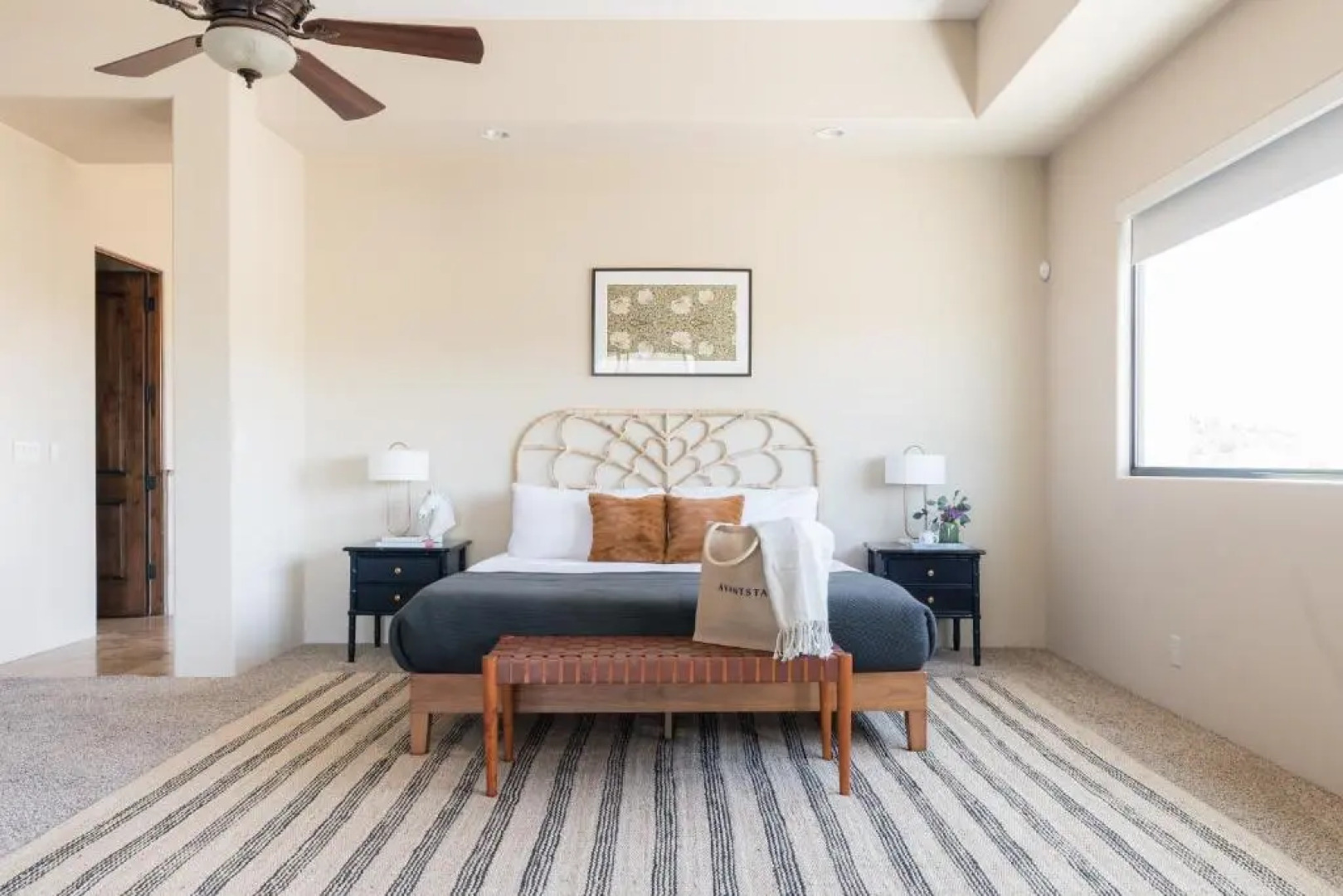 Sunbeam by Avantstay Elegant, Private Desert Home w/ Infinity Pool, Spa & View