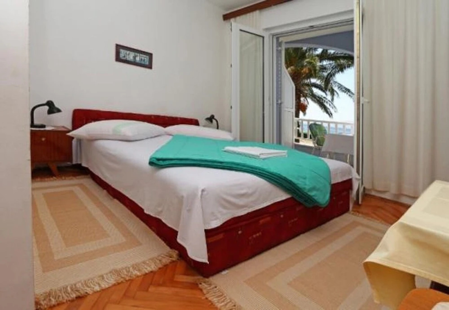 Tomo 1 - at the Beach - A4