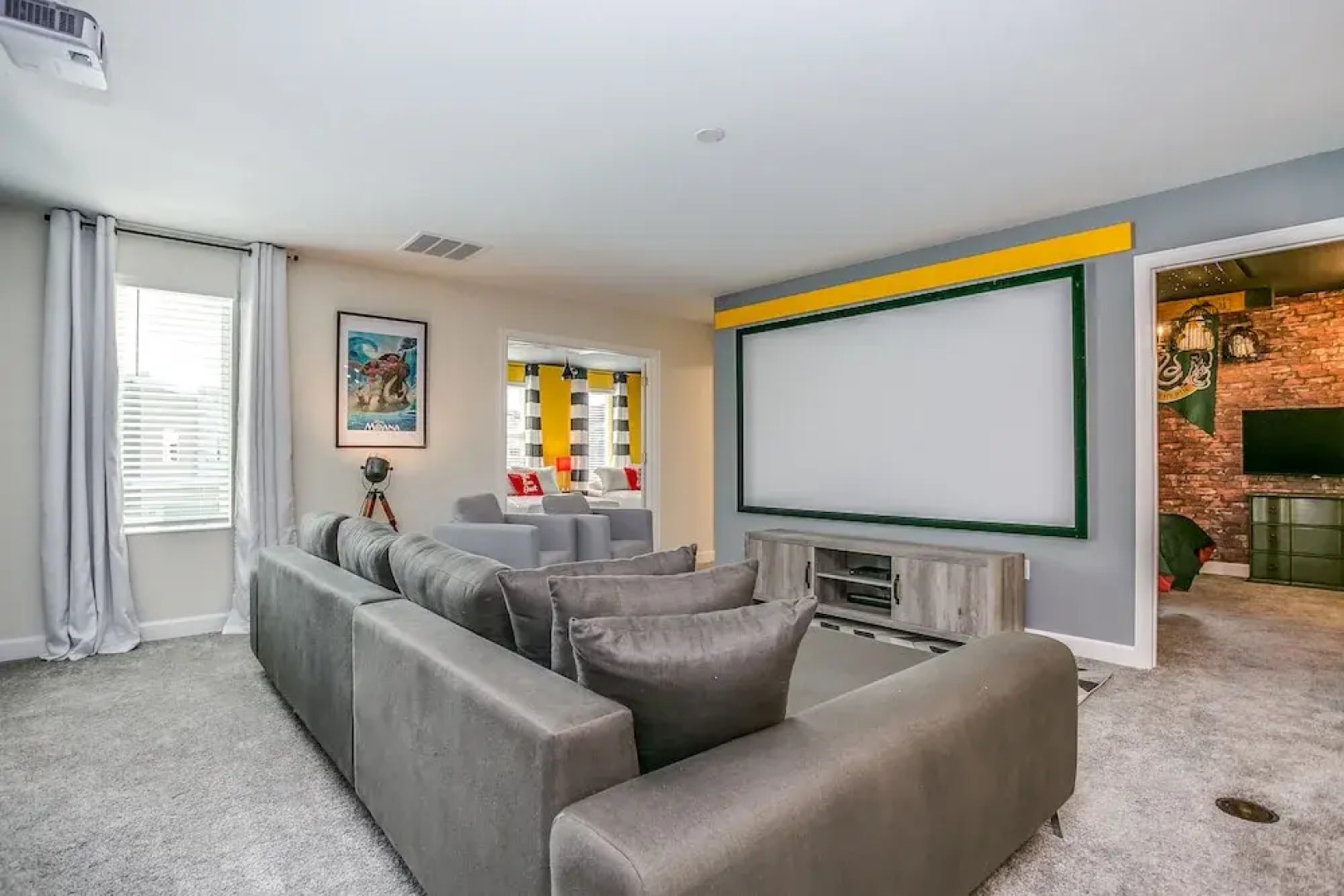 Stunning Villa w/ No Rear Neighbors! Near Disney