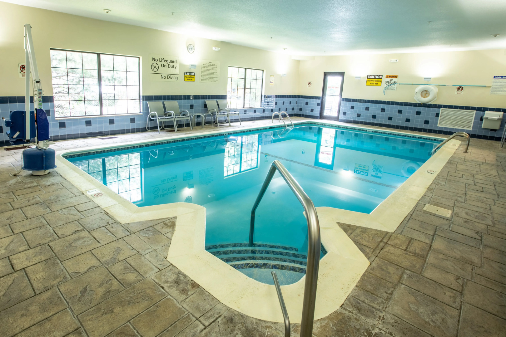 Hampton Inn Hadley-Amherst Area