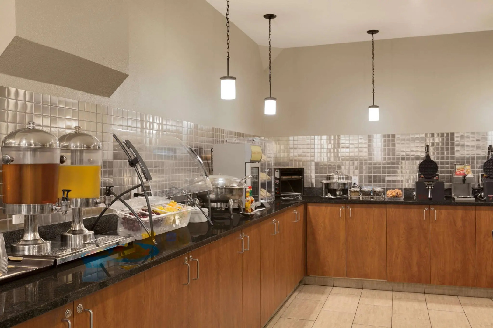 Best Western Plus Peppertree Airport Inn