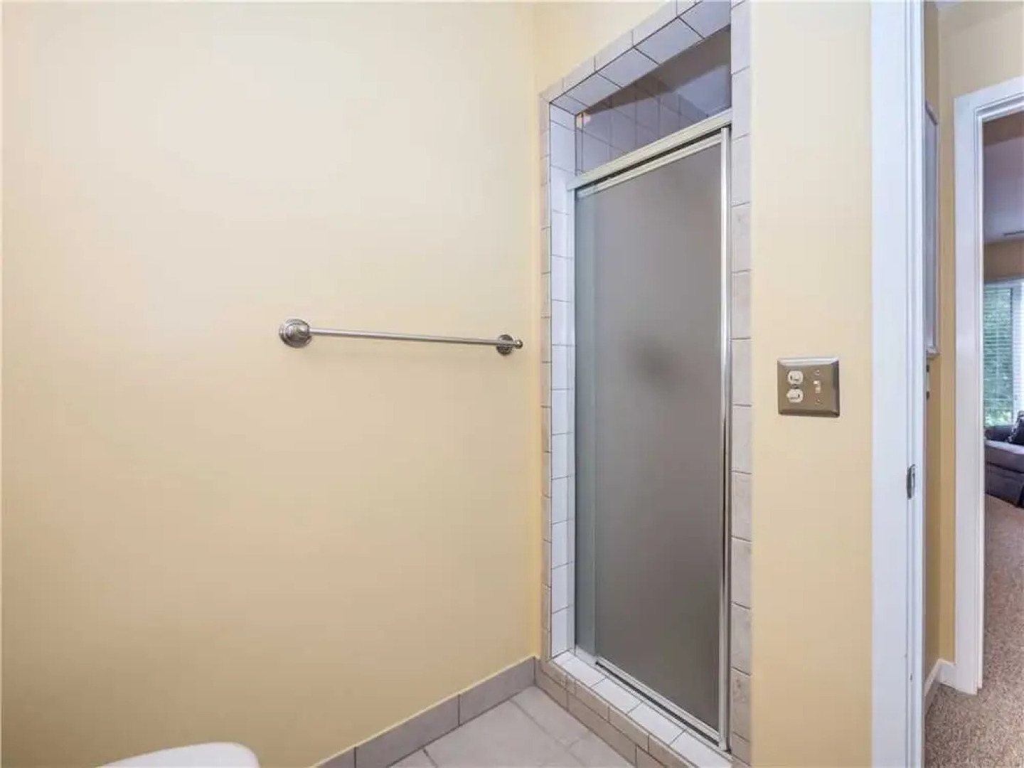 2 Turtle Lane - Three Bedroom Home