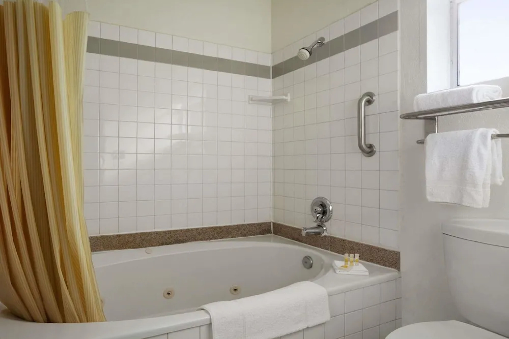 Days Inn By Wyndham Rocklin/Sacramento