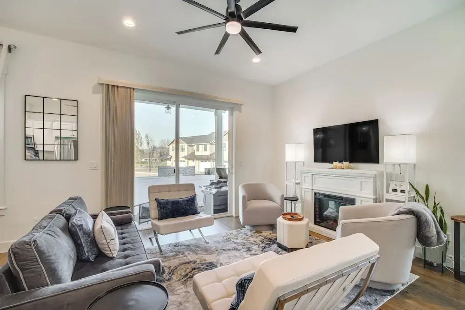 Eagle Point Golf Retreat: Pool Access + Patio!