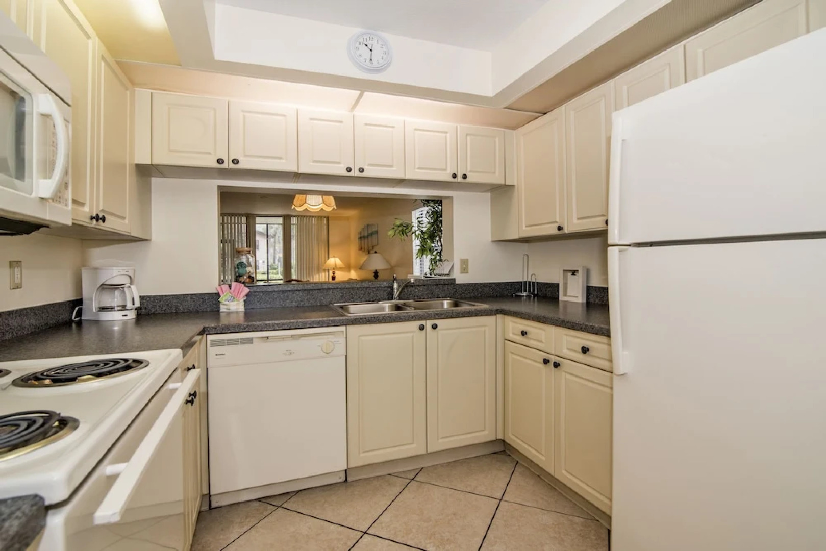 Shorewalk Luxury Villa First Floor