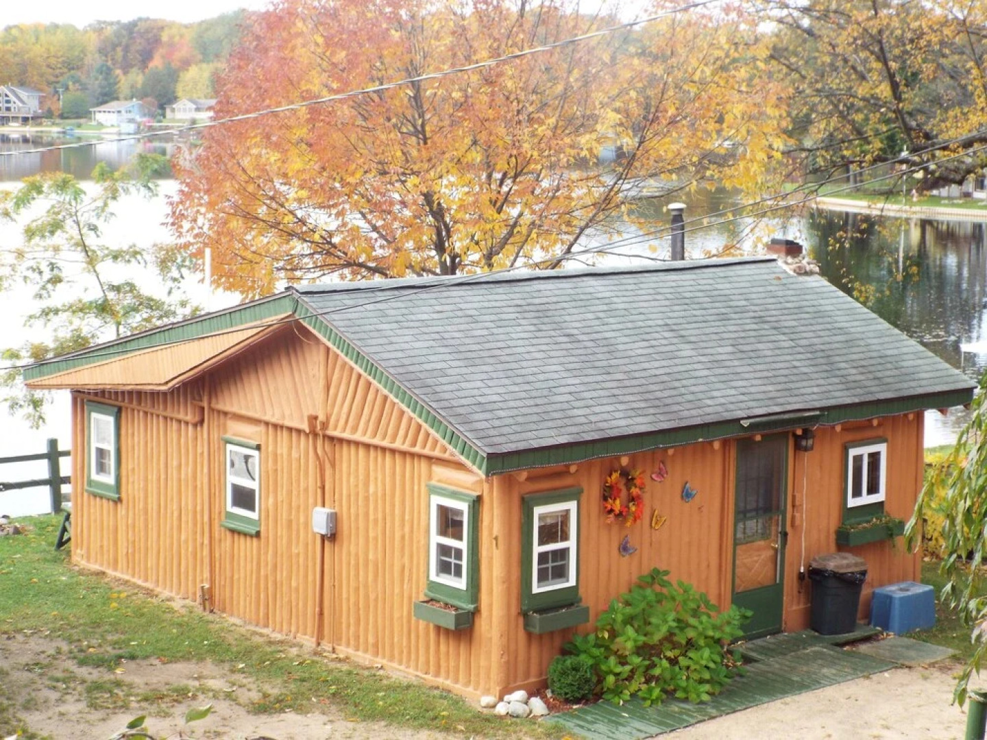 Crooked Lake Resort Cabin 2: (Lilypad Landing ) Holiday home 2 BestSta
