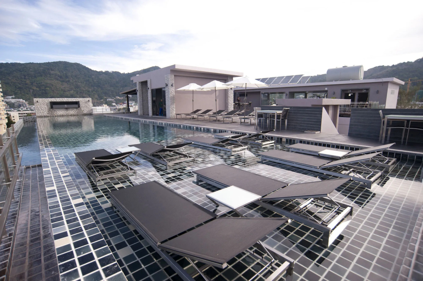 Отель The Gig Hotel