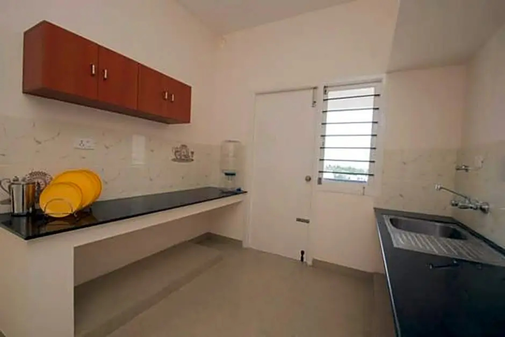 ThulasiRams Service Apartments