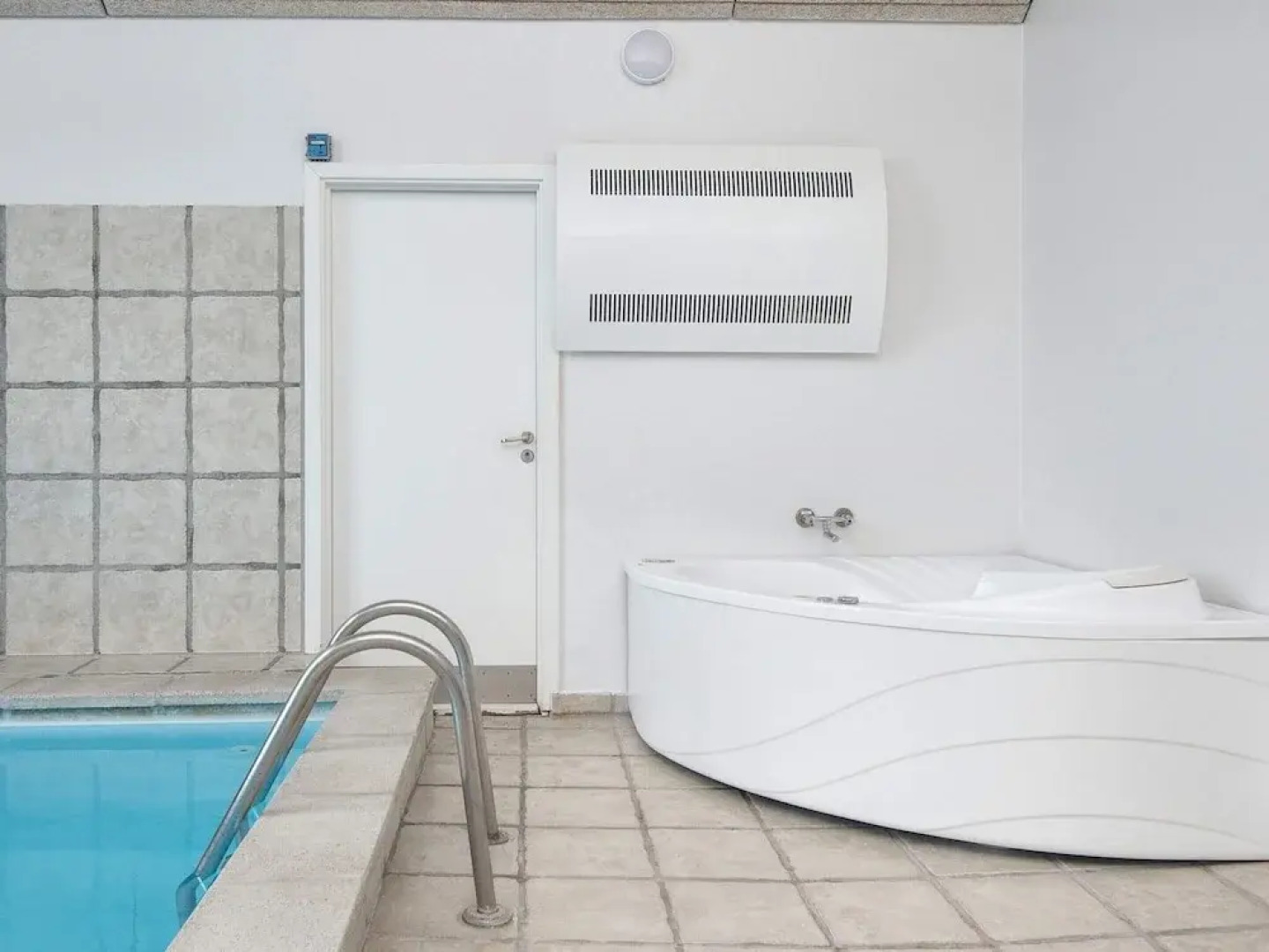 18 Person Holiday Home in Harboore