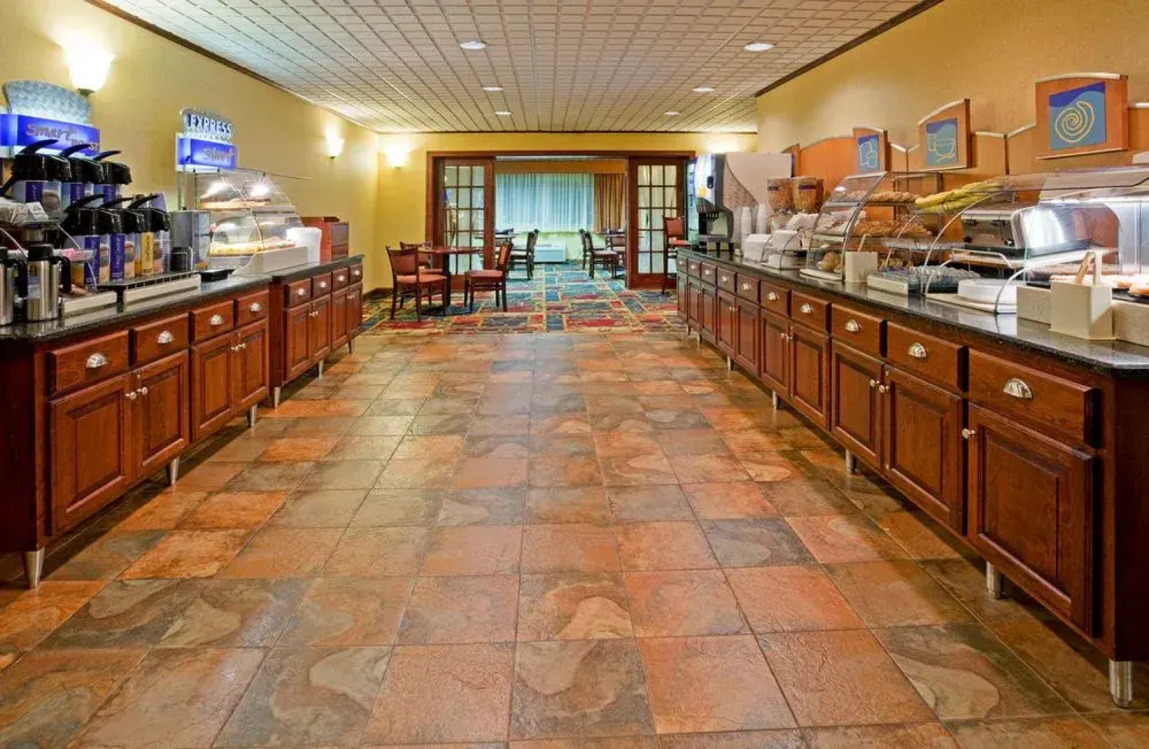 Holiday Inn Express & Suites Coon Rapids - Blaine Area