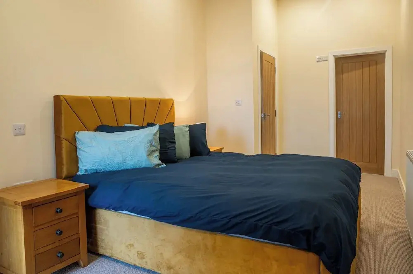 Bears Court North Barn 8