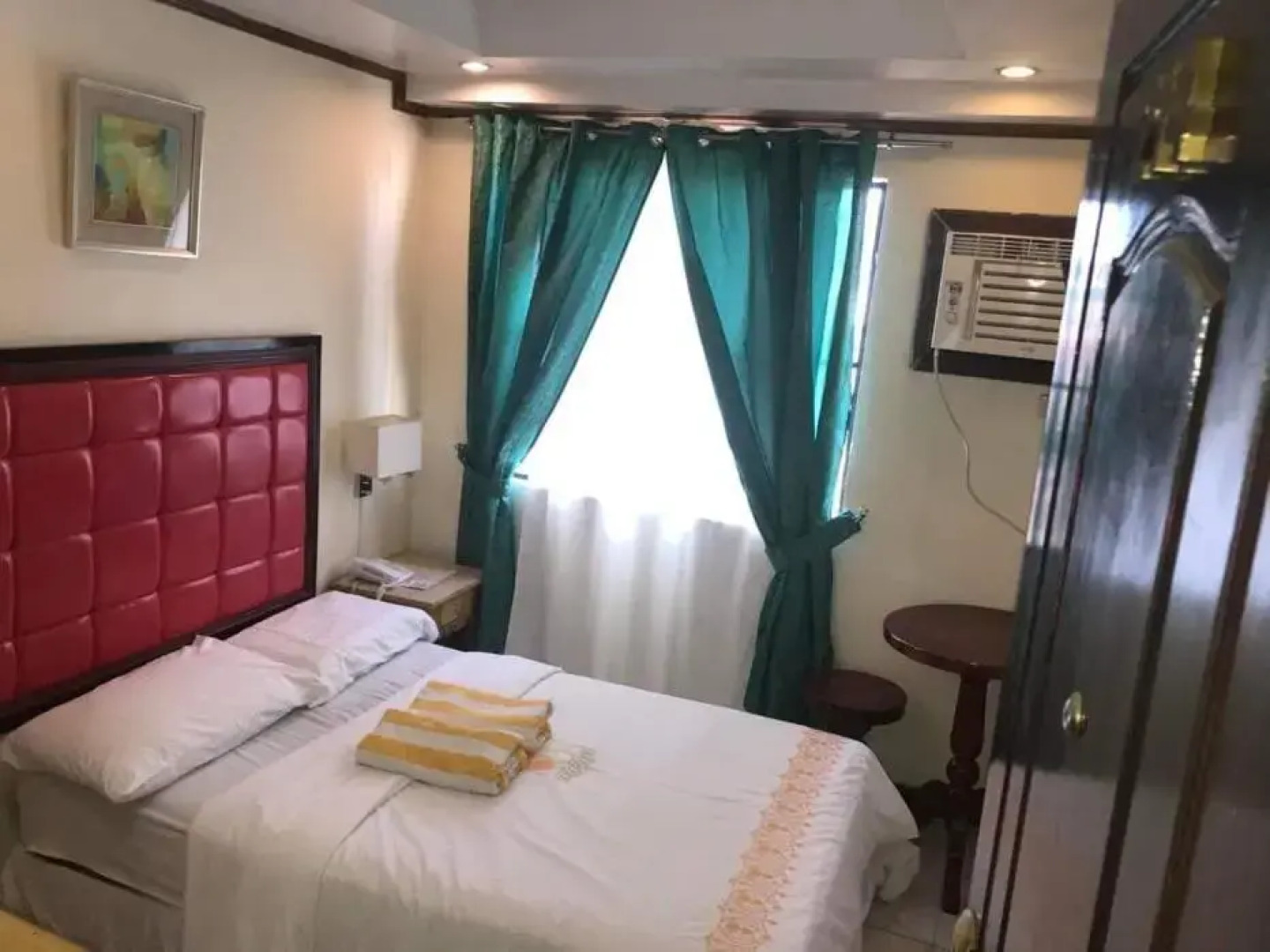 Hotel Sugarland Suite