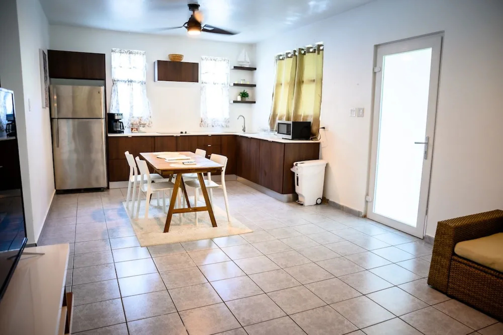 Serenity Rincon Guesthouse