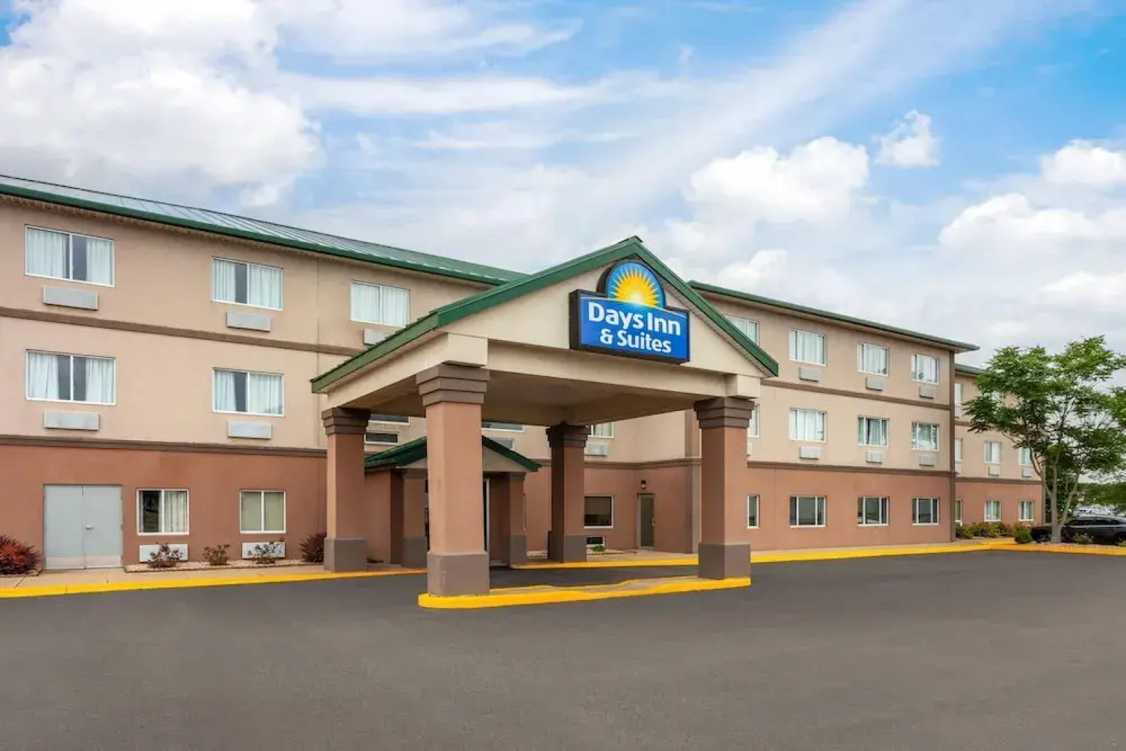 Days Inn And Suites Of Morris