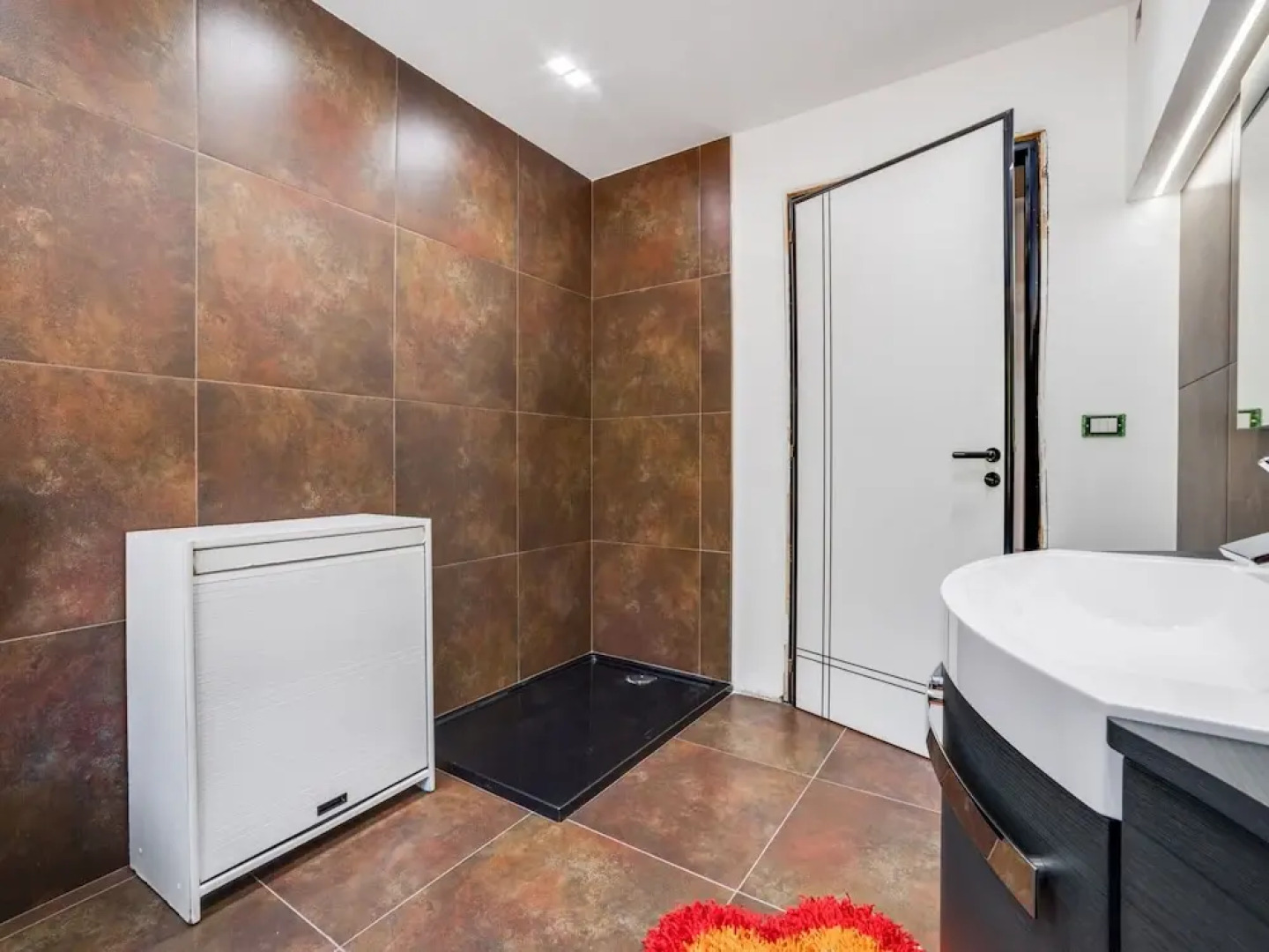 Villa in Nissoria With Private Pool