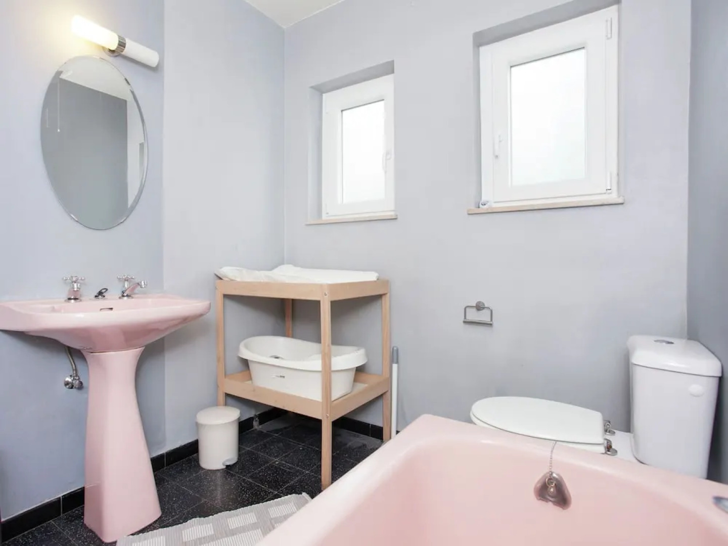 Plush Holiday Home in Nassogne with Private Garden