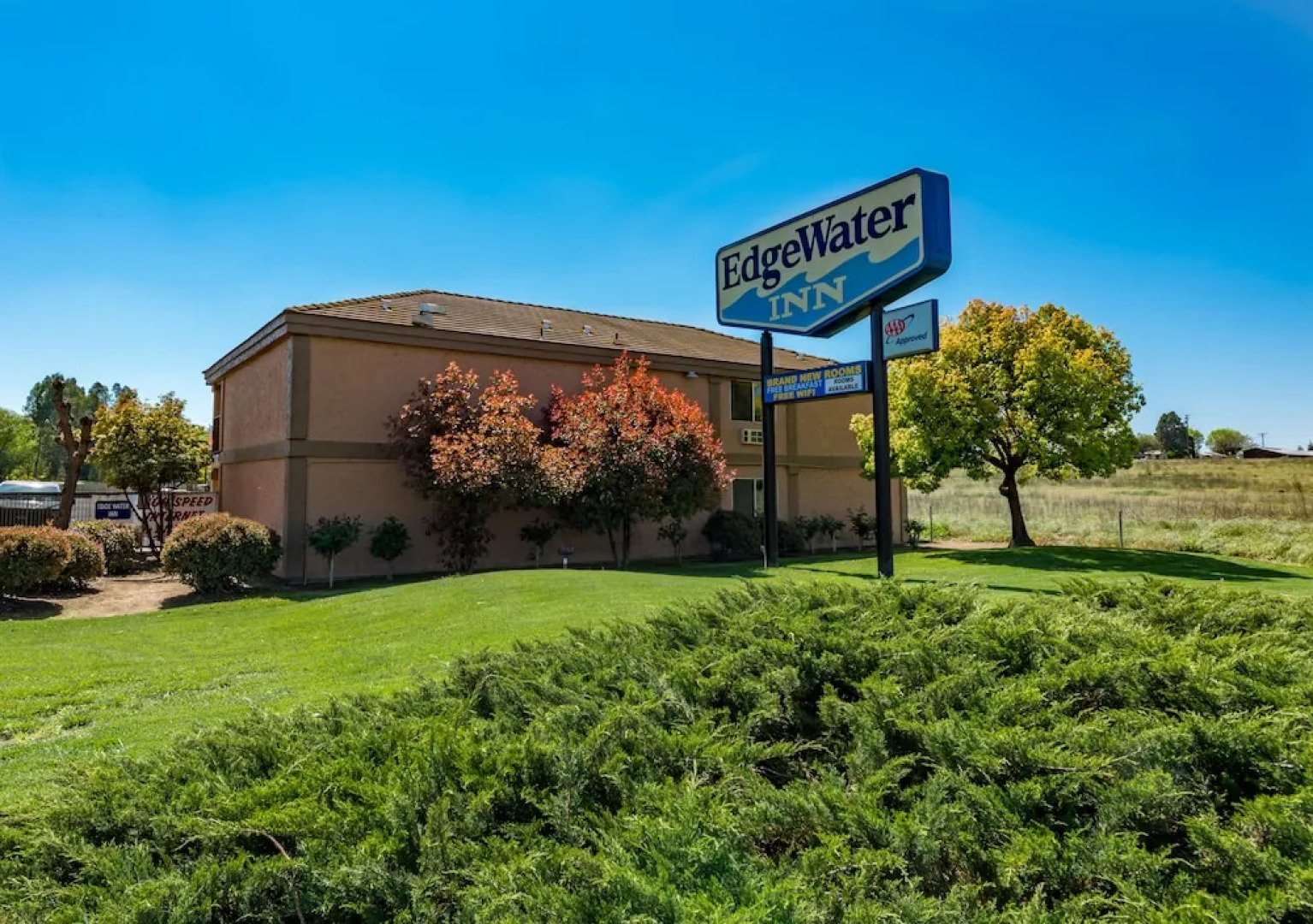 Edgewater Inn Reedley