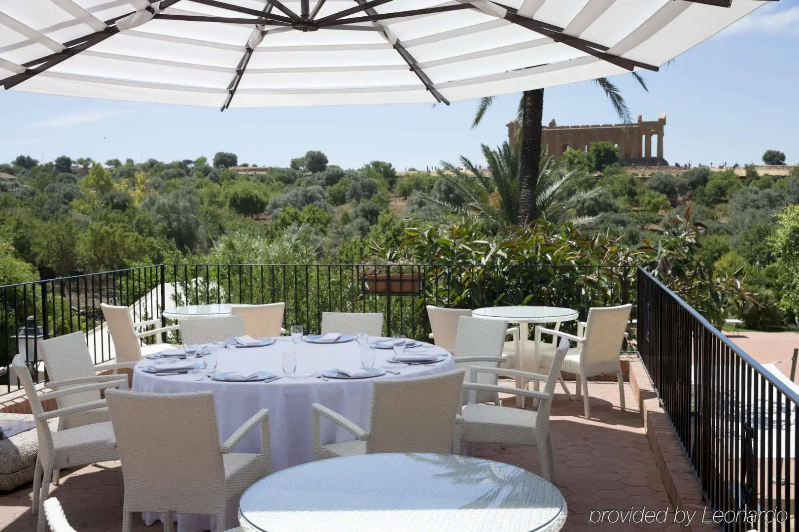 Villa Athena Resort