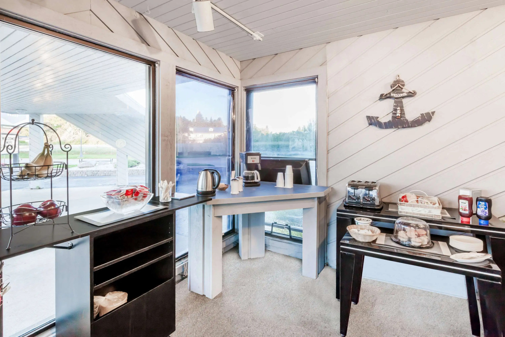 Knights Inn Mackinaw City