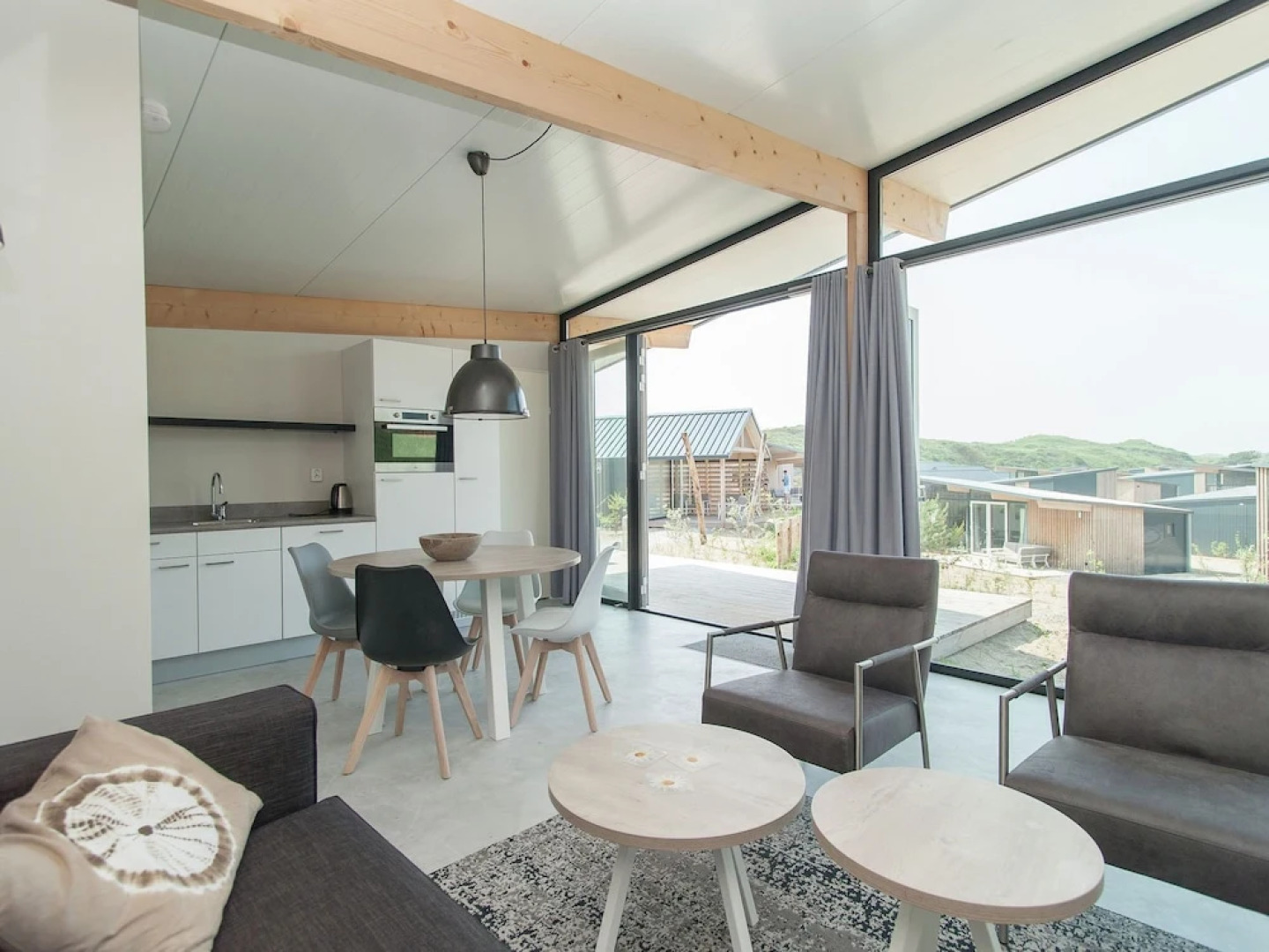 Modern Lodge With Nice Terrace, in Bloemendaal