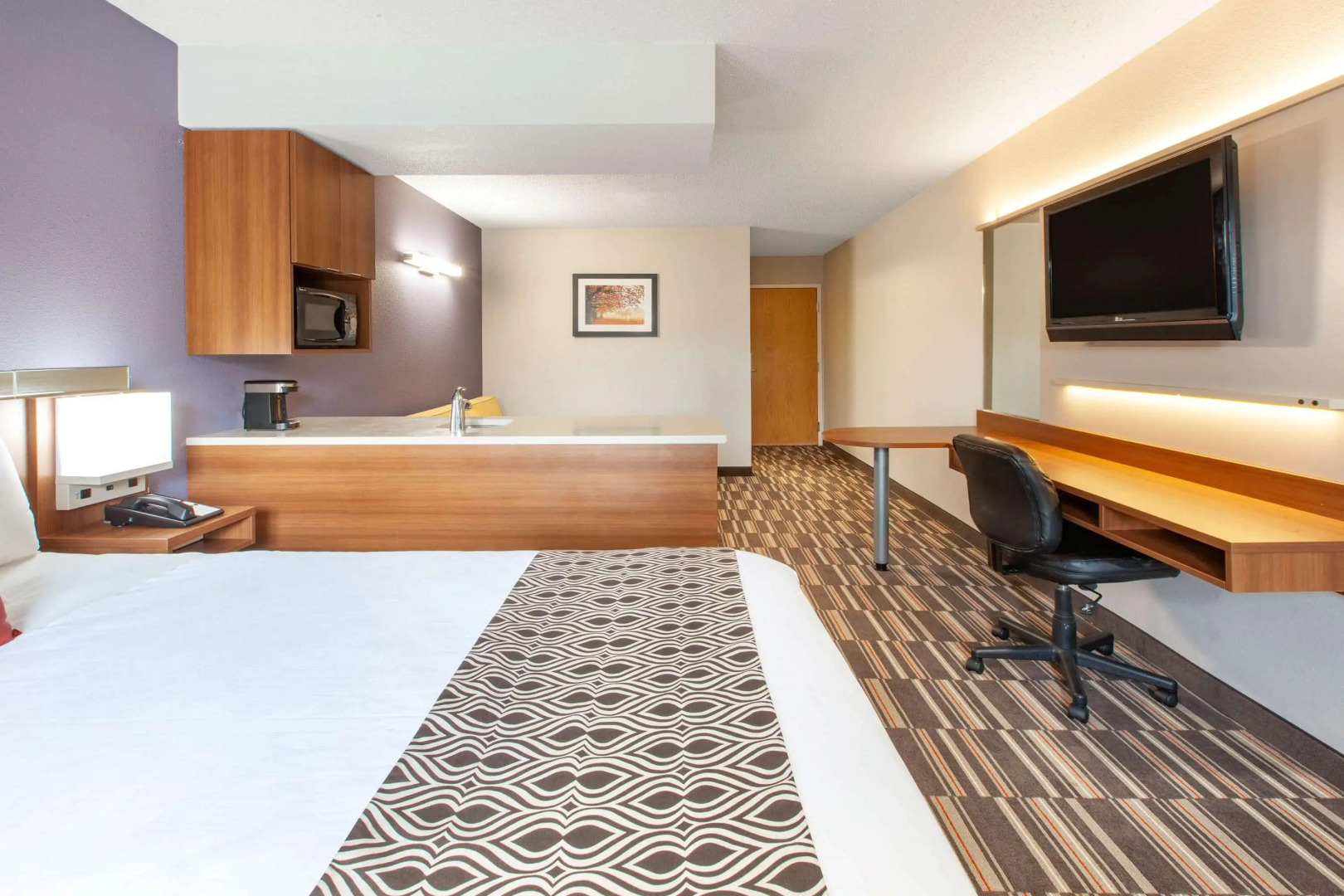 Microtel Inn & Suites by Wyndham Pittsburgh Airport