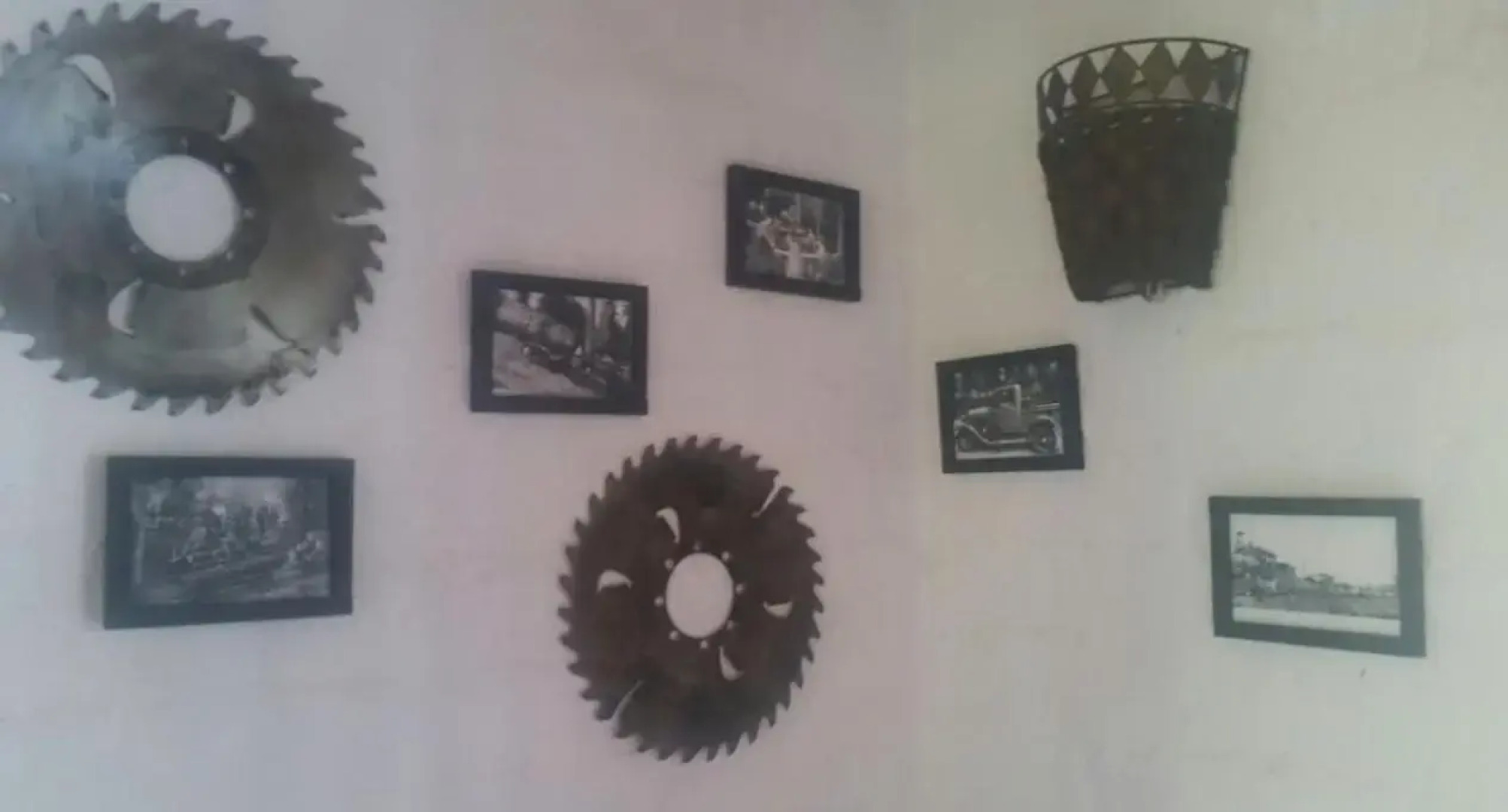 Woodcutters Guest House & Cottage