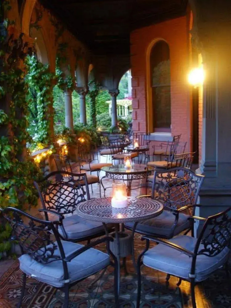 The Harry Packer Mansion Inn