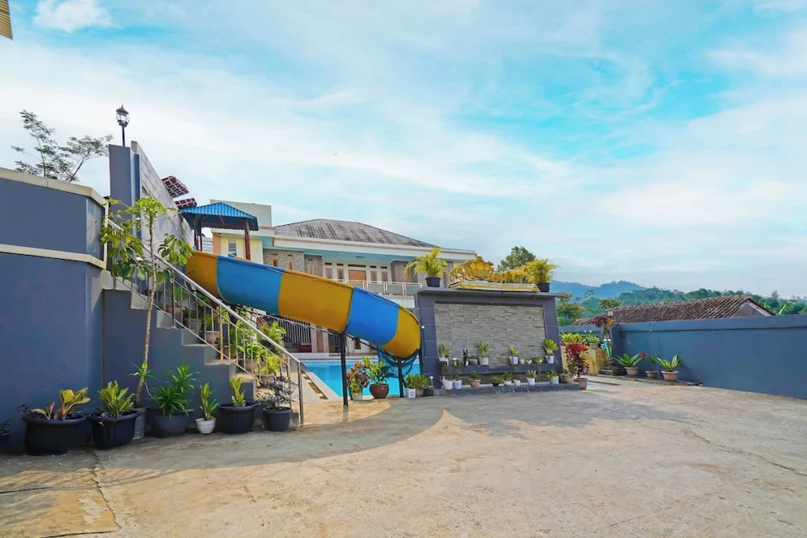 Collection O 92634 Villa Ds