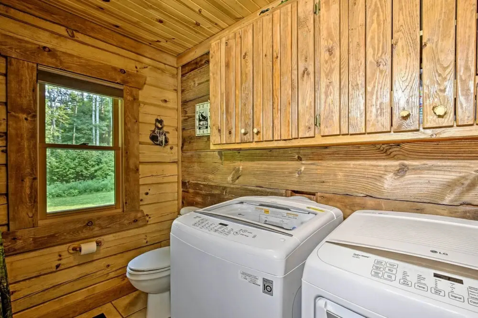 Scenic Cabin on 2 Acres Near Lake Holcombe Marina!