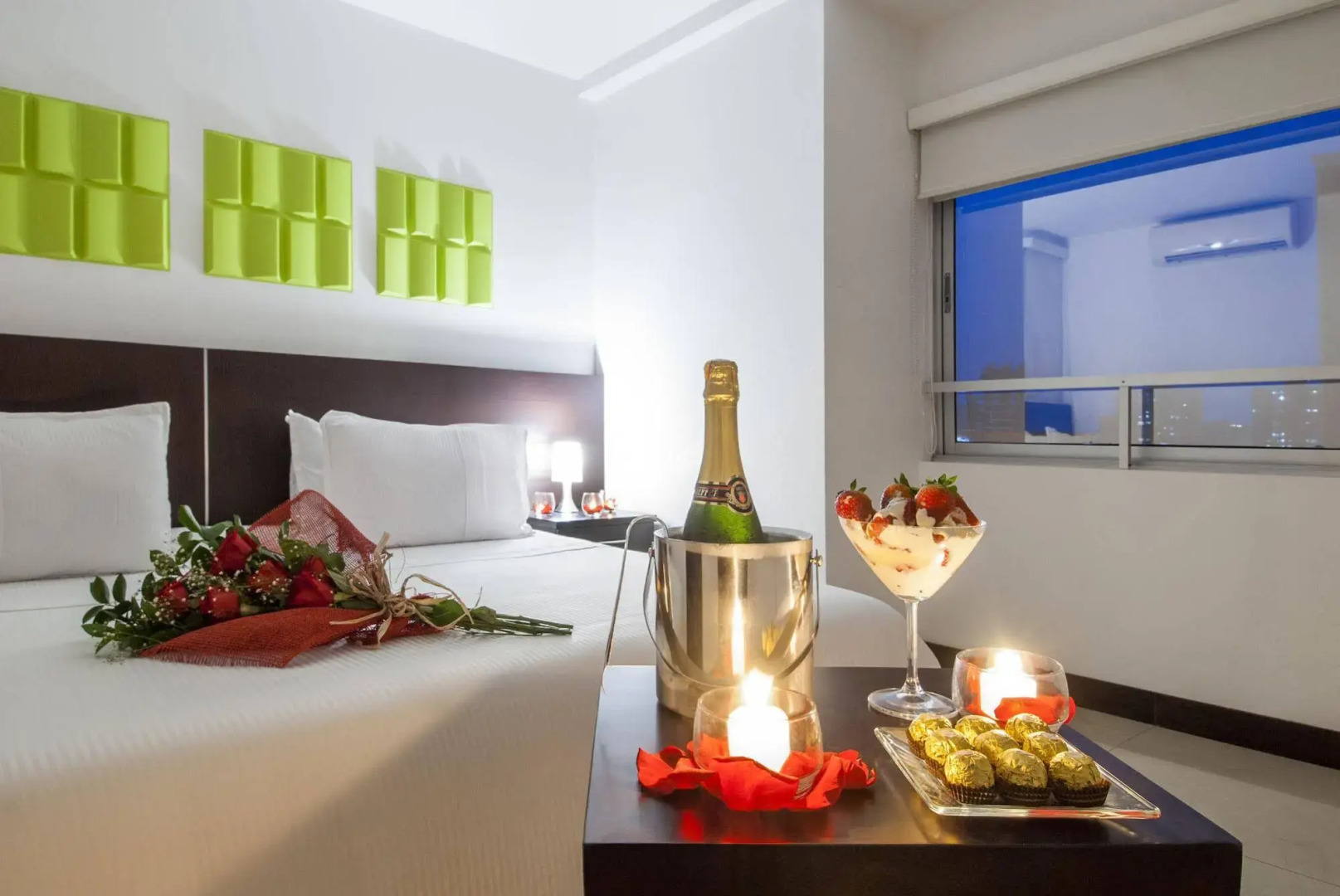 Travelers Atlantis Suites