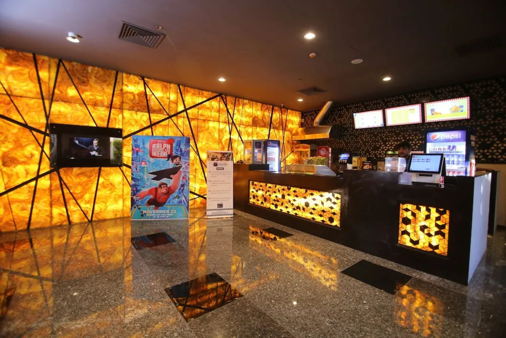 Defence Raya Golf & Country Club