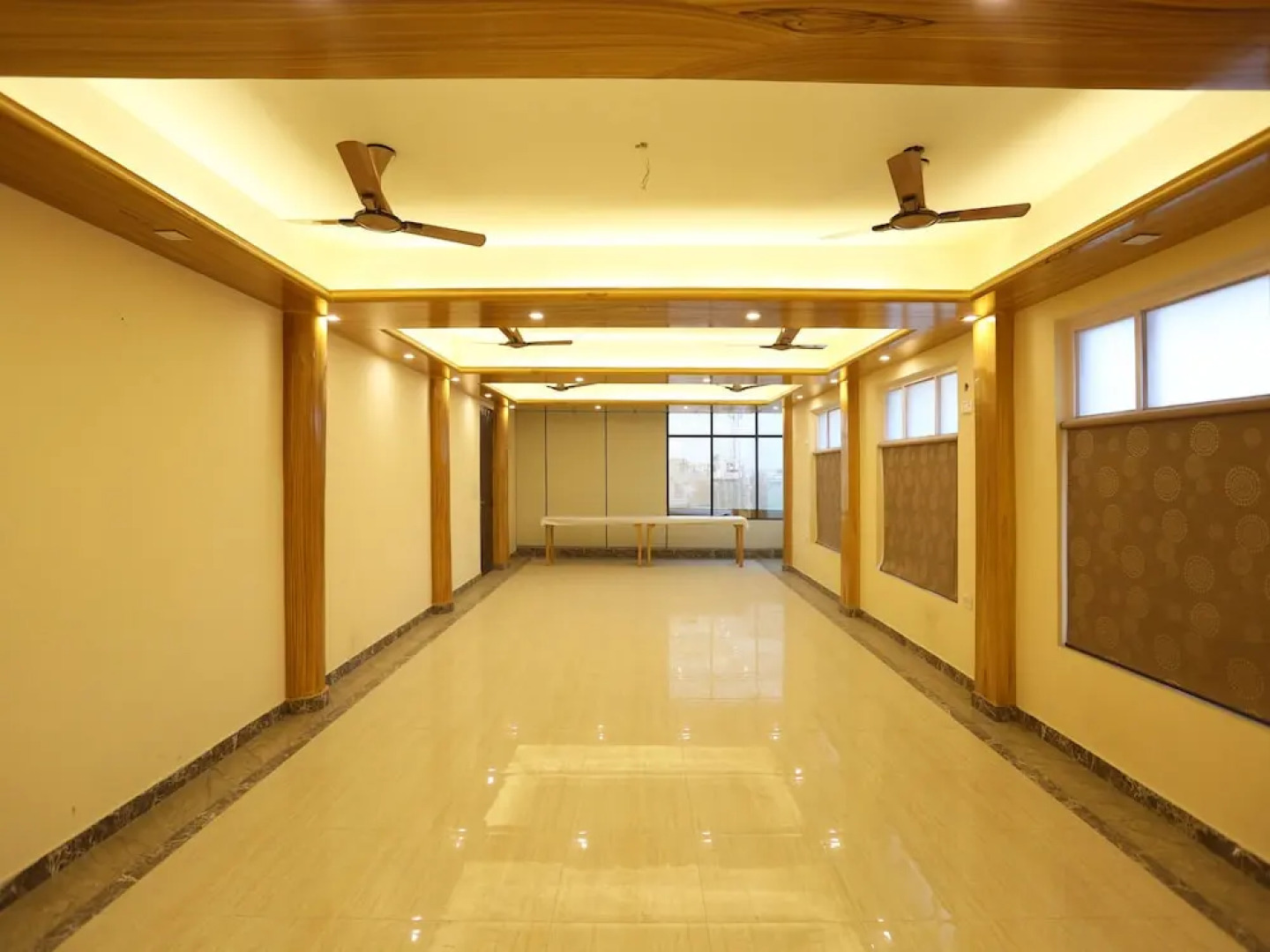 Century Grand By OYO Rooms