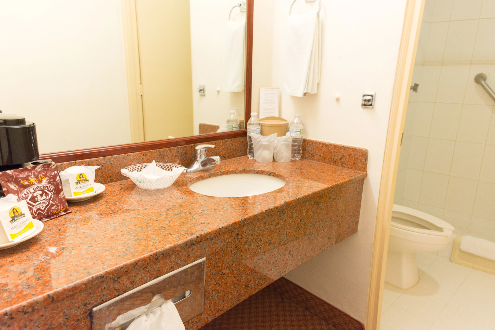 Hafersons Inn Hotel & Suites