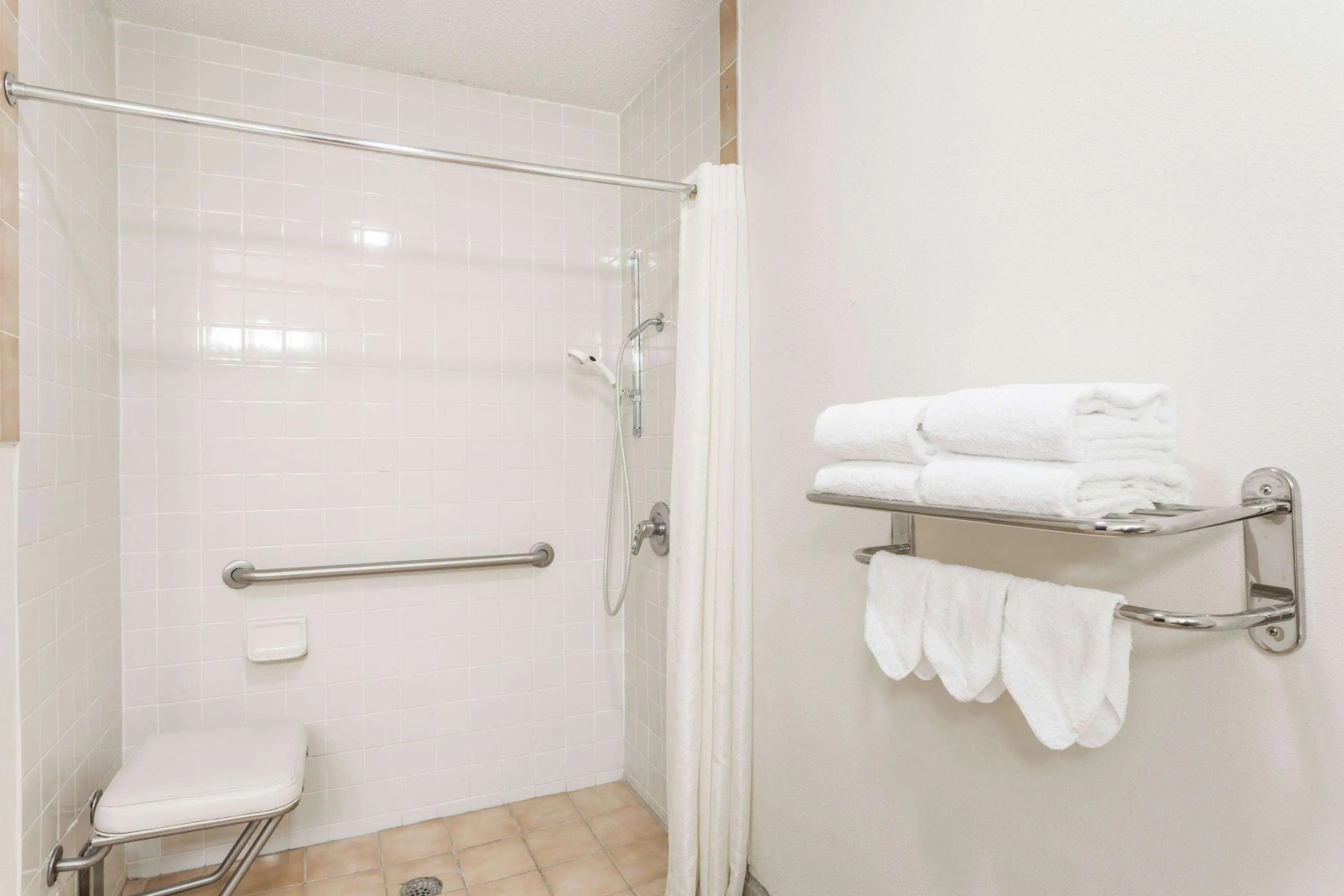 Super 8 by Wyndham Slidell