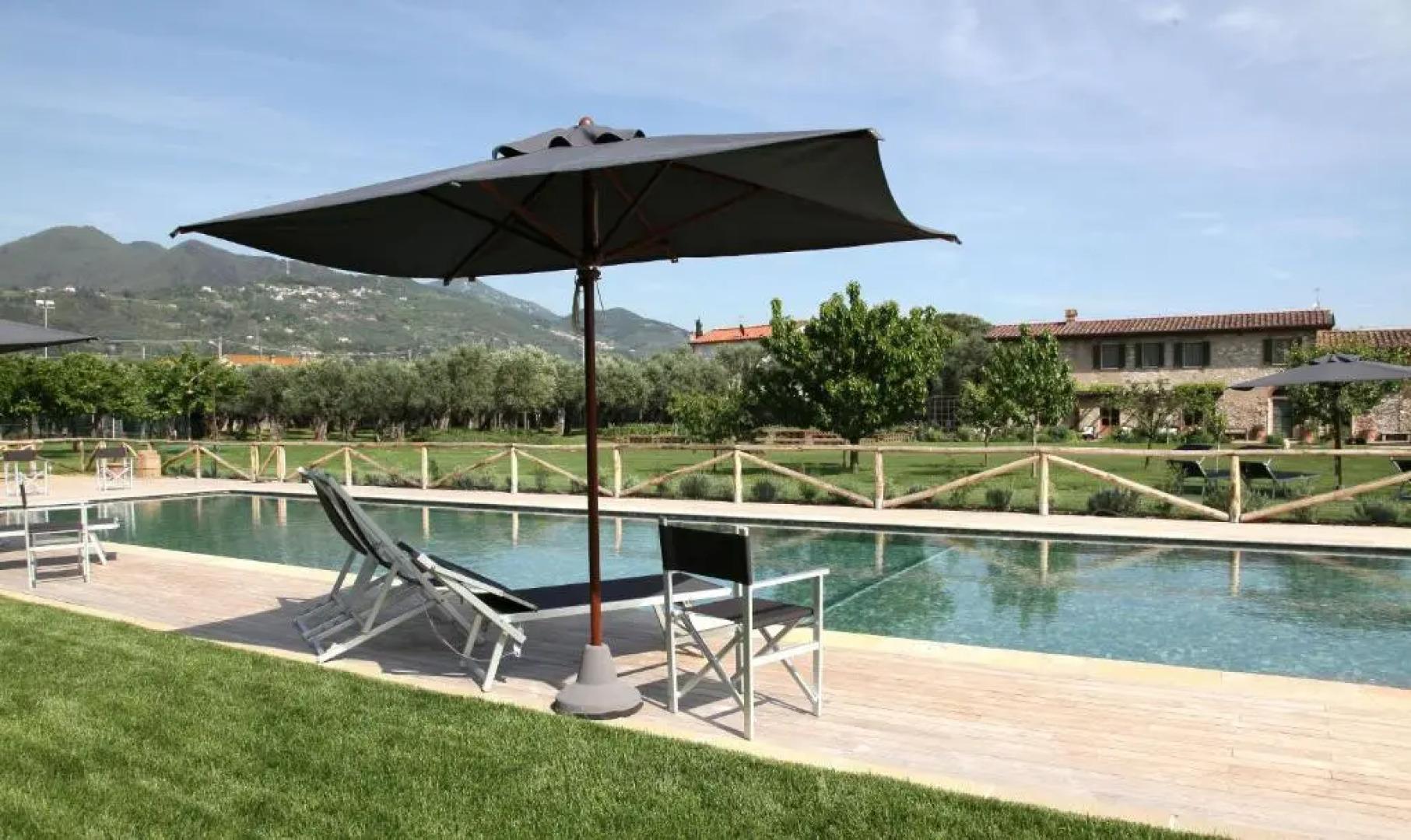 Olimagio Holiday Farm with animals and 25m pool, beach at cycling distance
