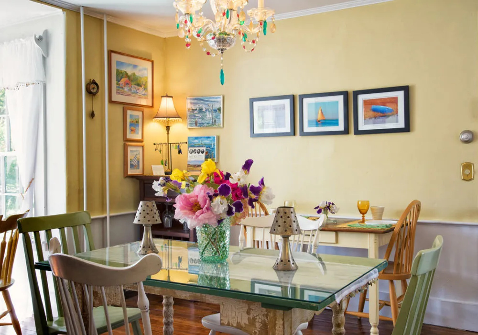 Honeysuckle Hill Inn