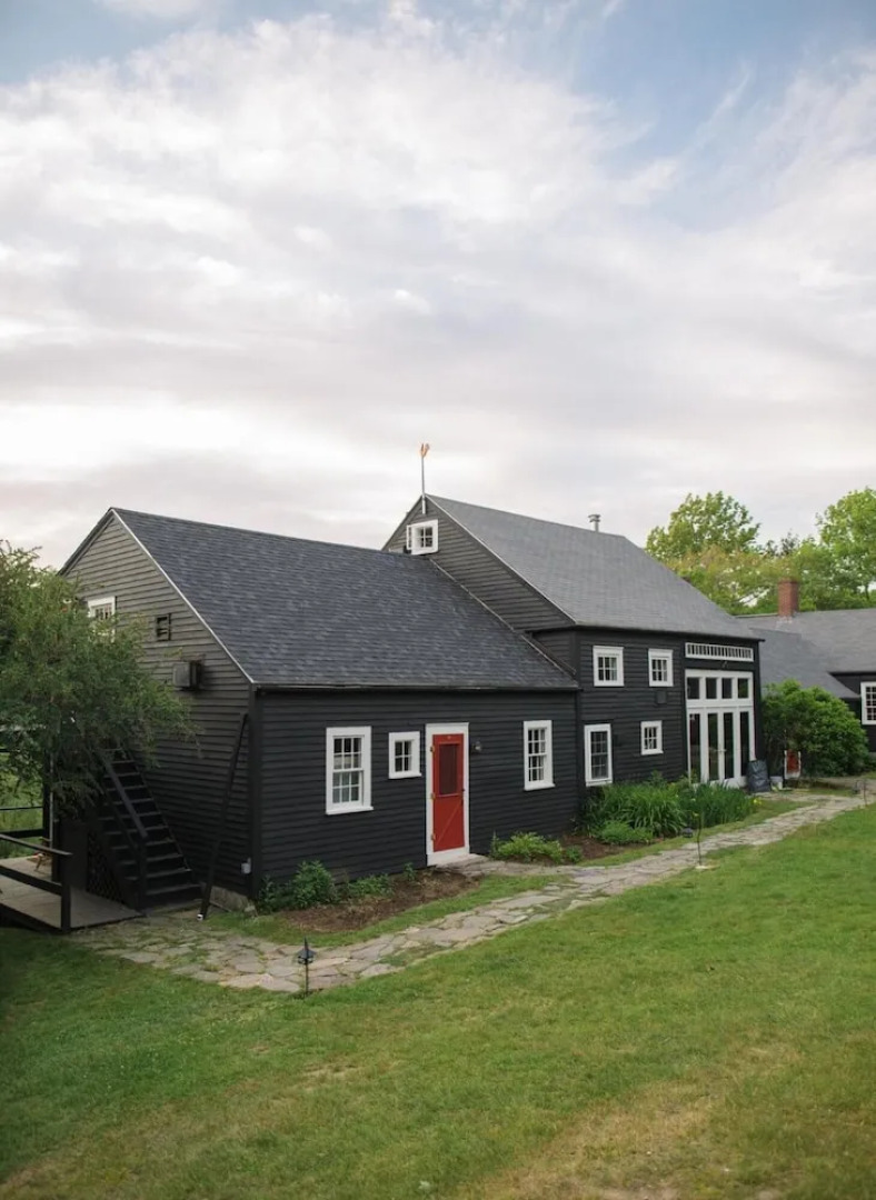 The Squire Tarbox Inn