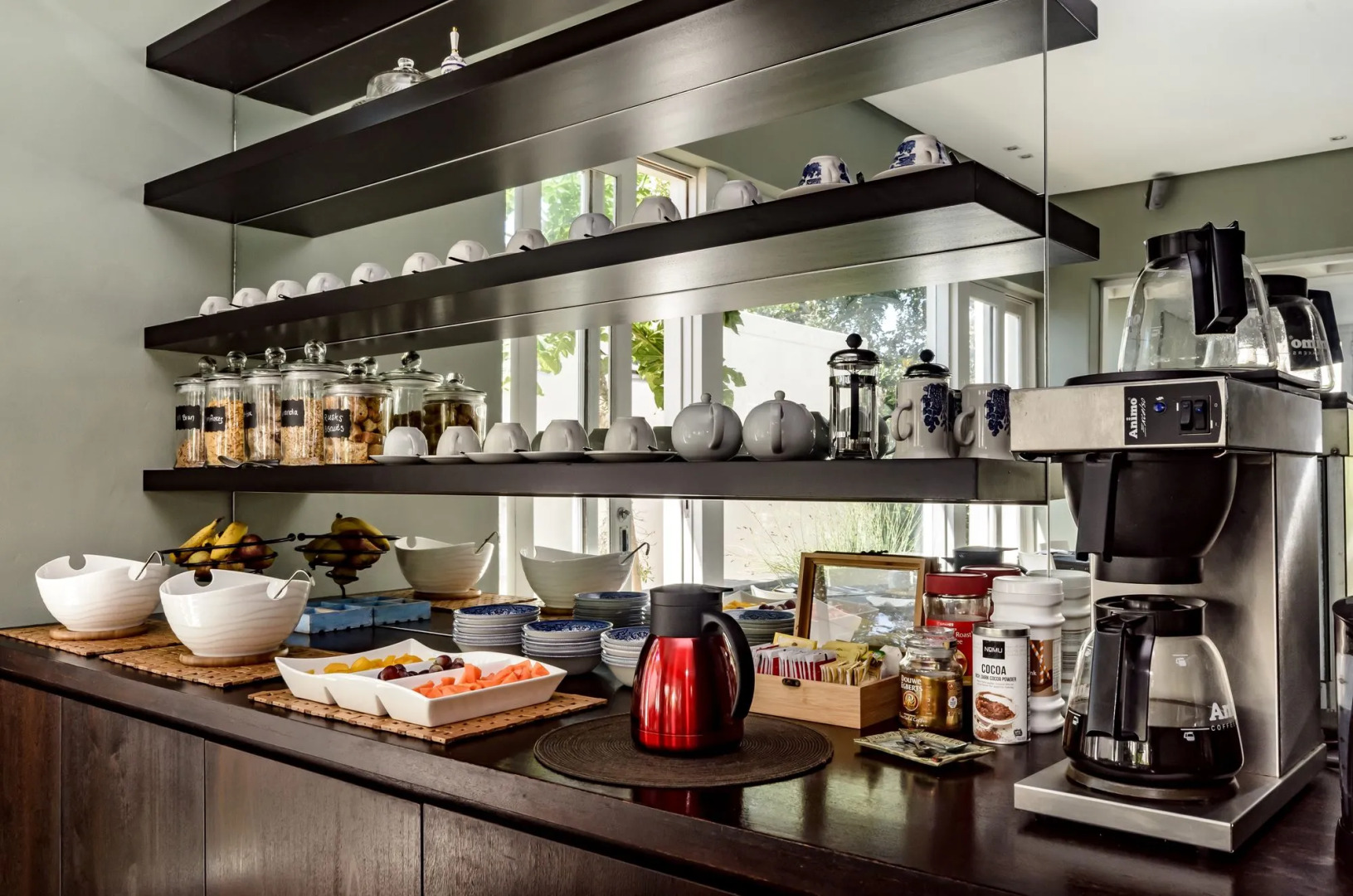 First Avenue Guesthouse