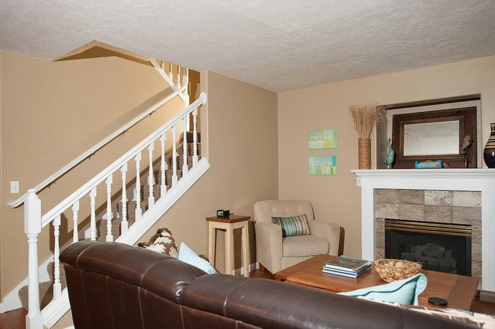 Browne's Beach n' Pad 3 Br home by RedAwning