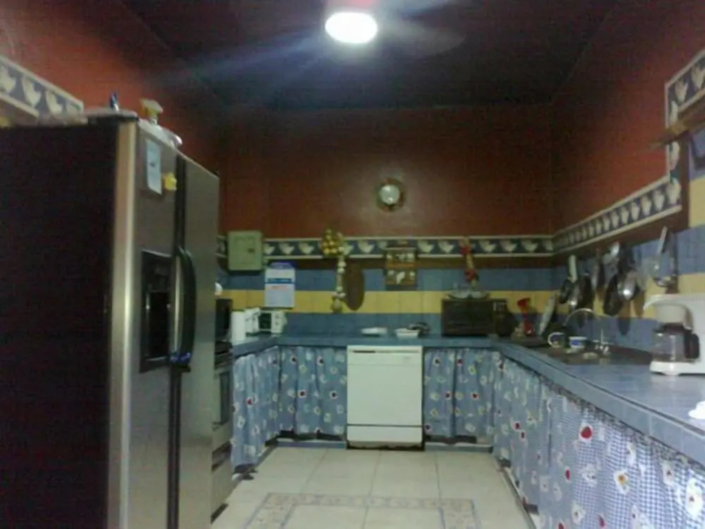 Charly's Place Hotel