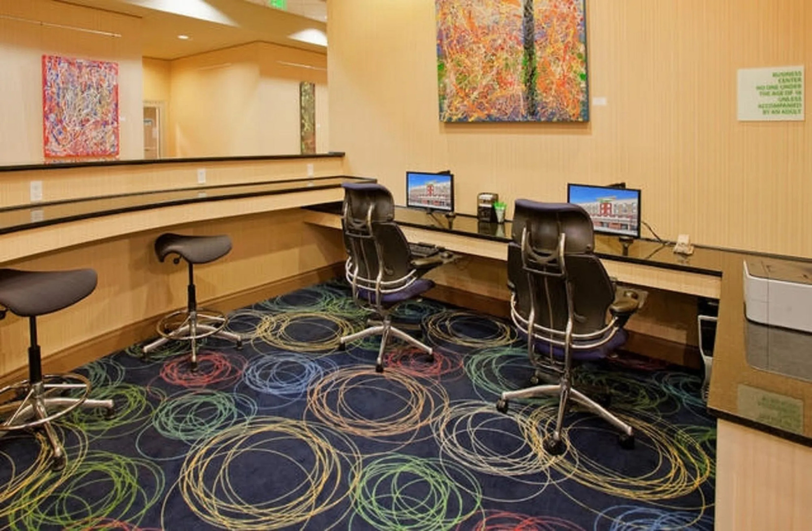 Holiday Inn Omaha Downtown - Waterpark by IHG