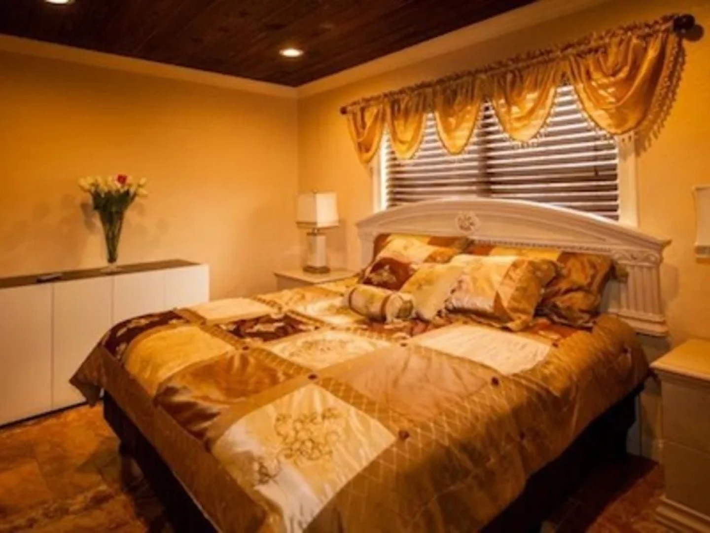 Gulfside Luxury Condo