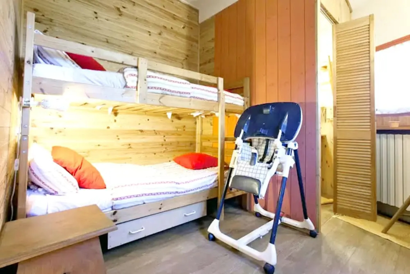 Villa With 6 Bedrooms in Barbentane, With Private Pool, Enclosed Garde