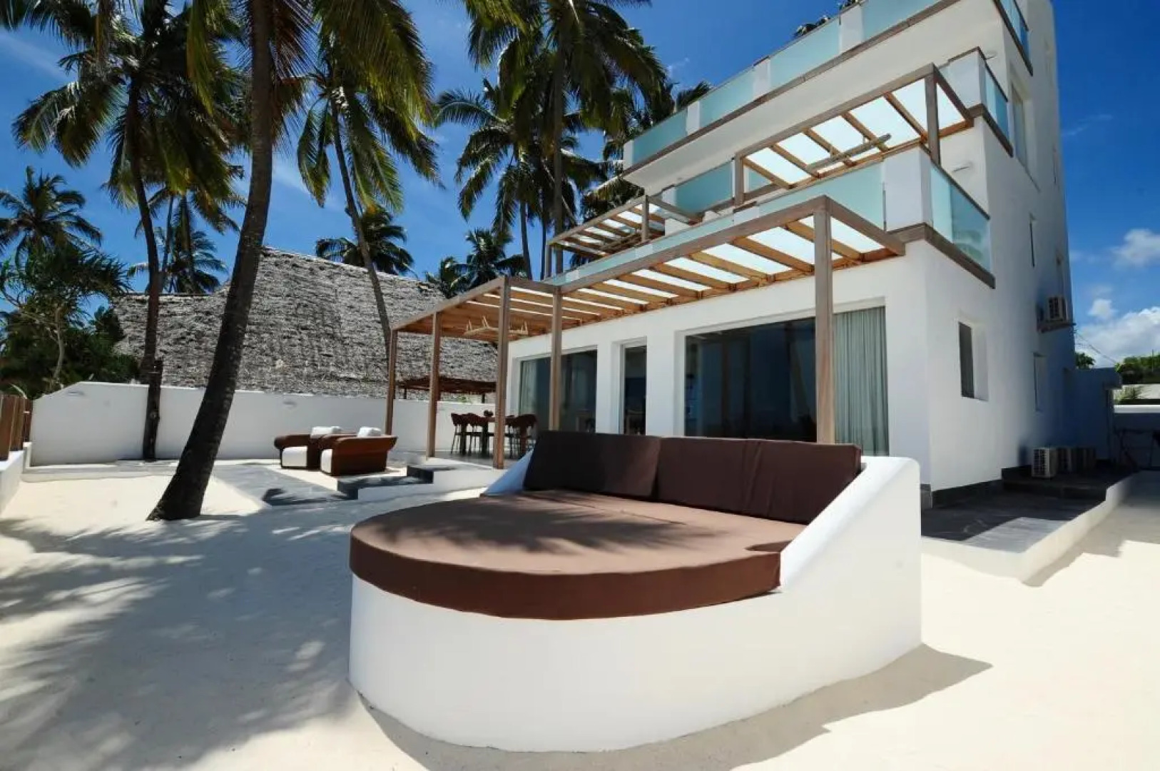 Amani Home - Moja Private Beach Suite